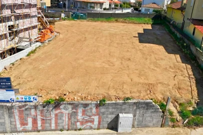 Terreno para Venda em Vila Nova da Telha