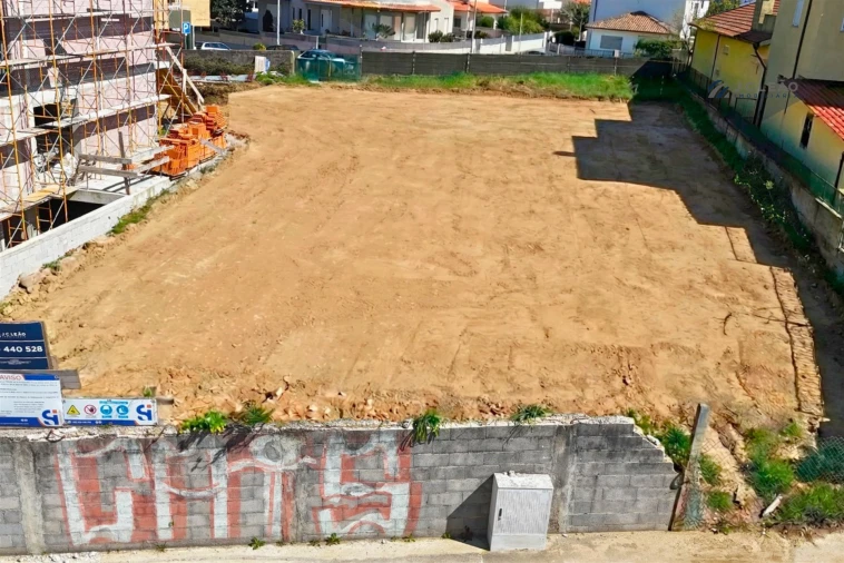 Terreno para Venda em Vila Nova da Telha Foto 1