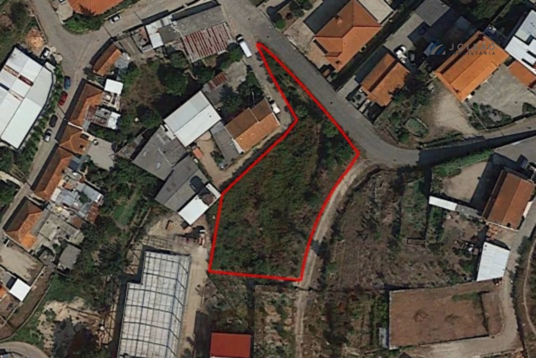 Terreno para Venda em Lordelo Foto 9