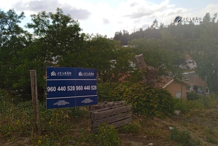 Terreno para Venda em Lordelo Foto 4