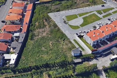 Terreno para Venda em Castêlo da Maia