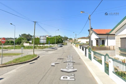 Terreno para Venda em Castêlo da Maia