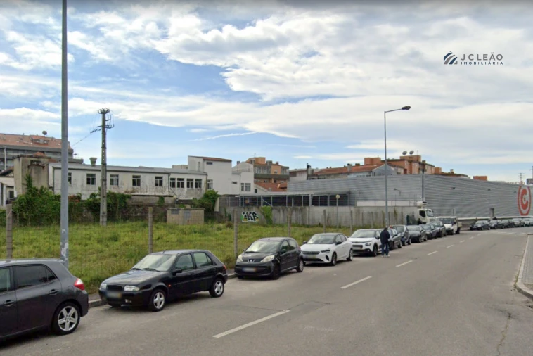 Terreno para Venda em Pedrouços Foto 4