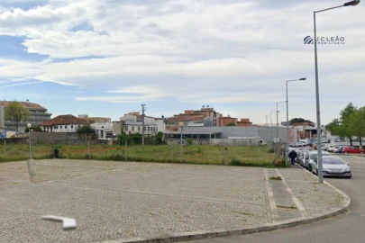 Terreno para Venda em Pedrouços