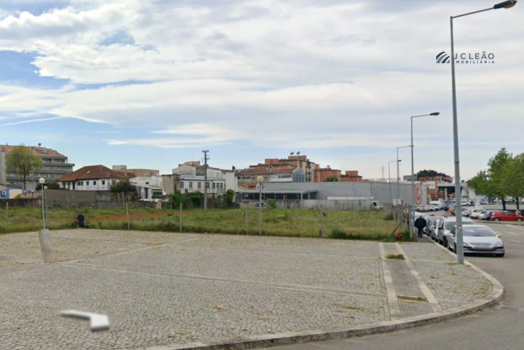 Terreno para Venda em Pedrouços Foto 6