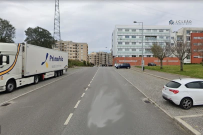 Terreno para Venda em Pedrouços