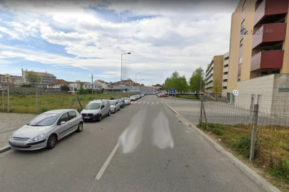 Terreno para Venda em Pedrouços