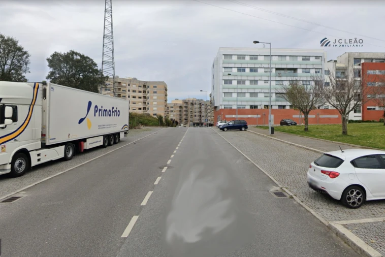 Terreno para Venda em Pedrouços Foto 6