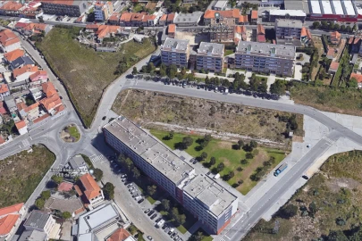 Terreno para Venda em Pedrouços