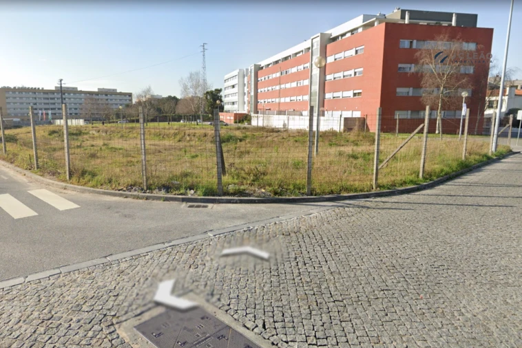 Terreno para Venda em Pedrouços Foto 8