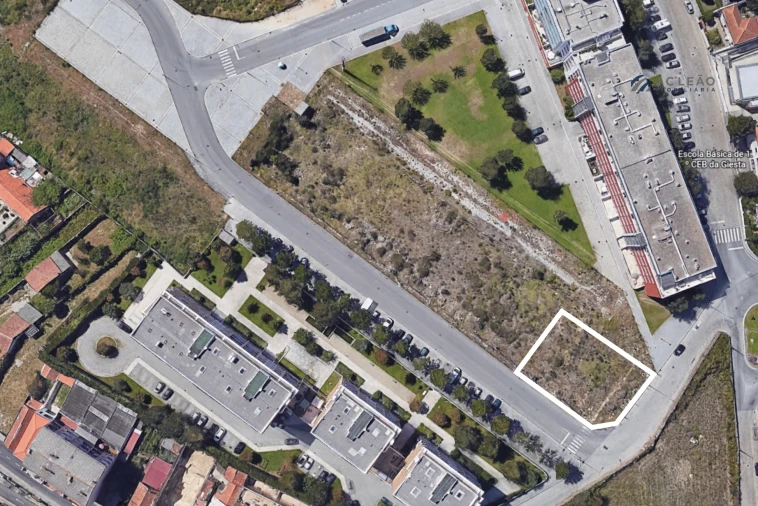 Terreno para Venda em Pedrouços