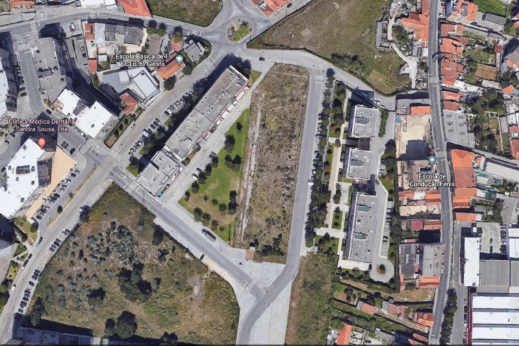 Terreno para Venda em Pedrouços Foto 4