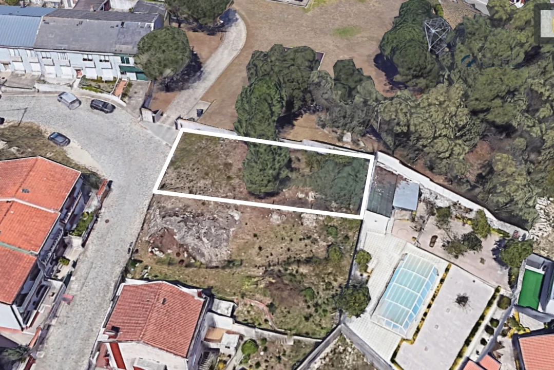 Terreno para Venda em Pedrouços Foto 1