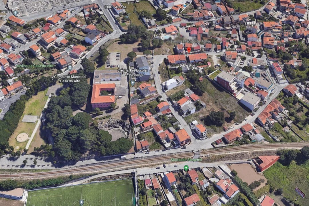 Terreno para Venda em Pedrouços Foto 4