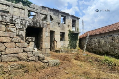 Quinta T3 para Venda em Boelhe