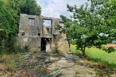 Quinta T3 para Venda em Boelhe