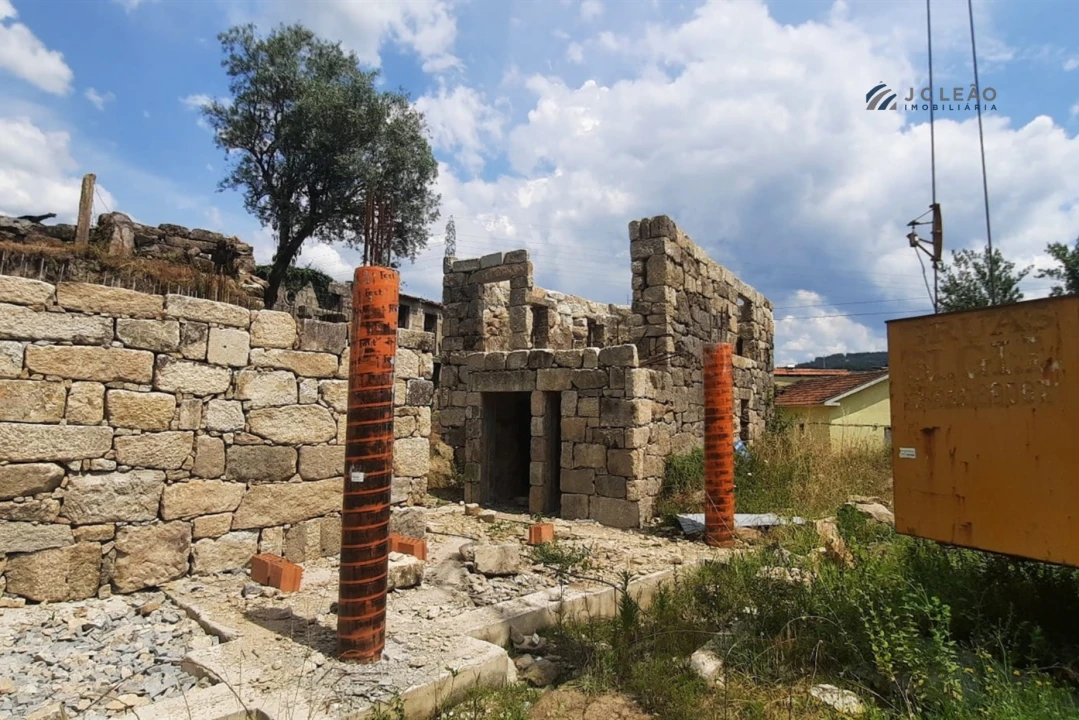 Quinta T3 para Venda em Boelhe Foto 1