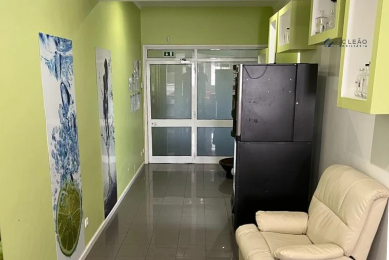 Escritório para Venda em Vilar de Andorinho Foto 1