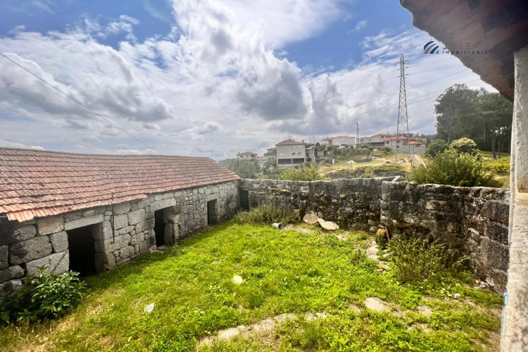 Quinta T0 para Venda em Paredes Foto 7