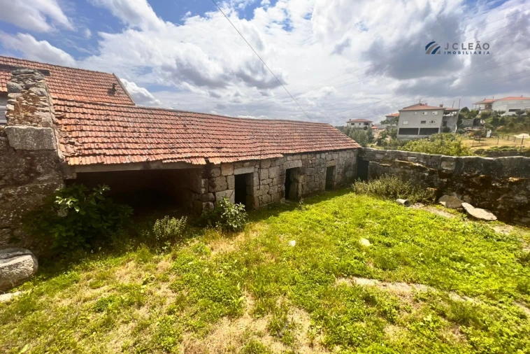 Quinta T0 para Venda em Paredes Foto 12