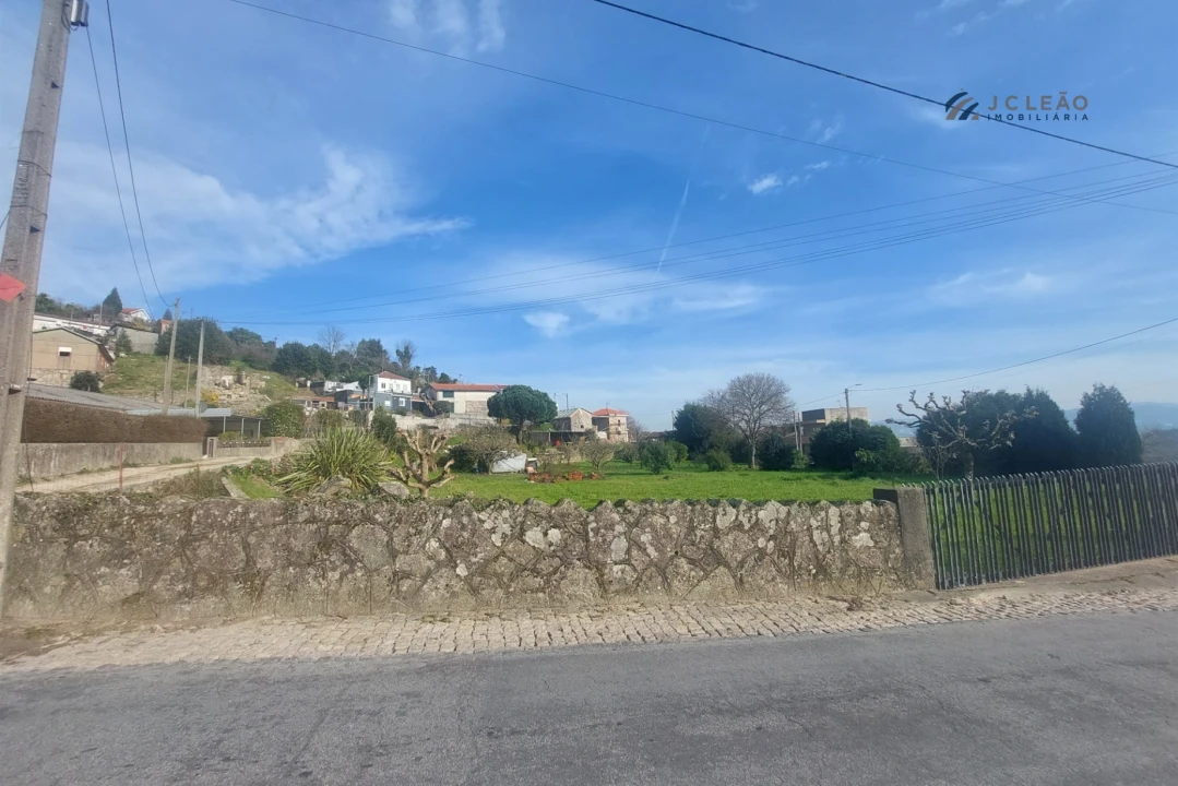 Terreno para Venda em Louredo Foto 12