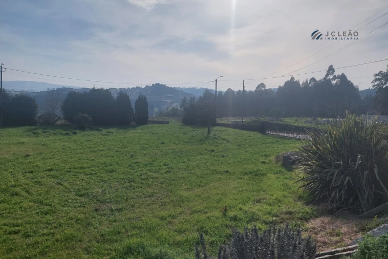 Terreno para Venda em Louredo Foto 3
