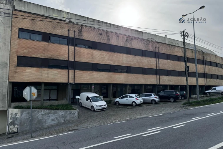 Garagem para Venda em Sande e São Lourenço Foto 11