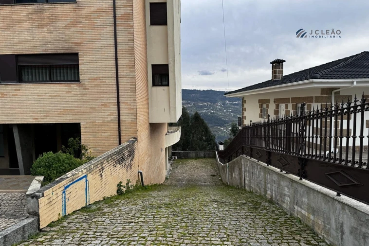 Garagem para Venda em Sande e São Lourenço Foto 4