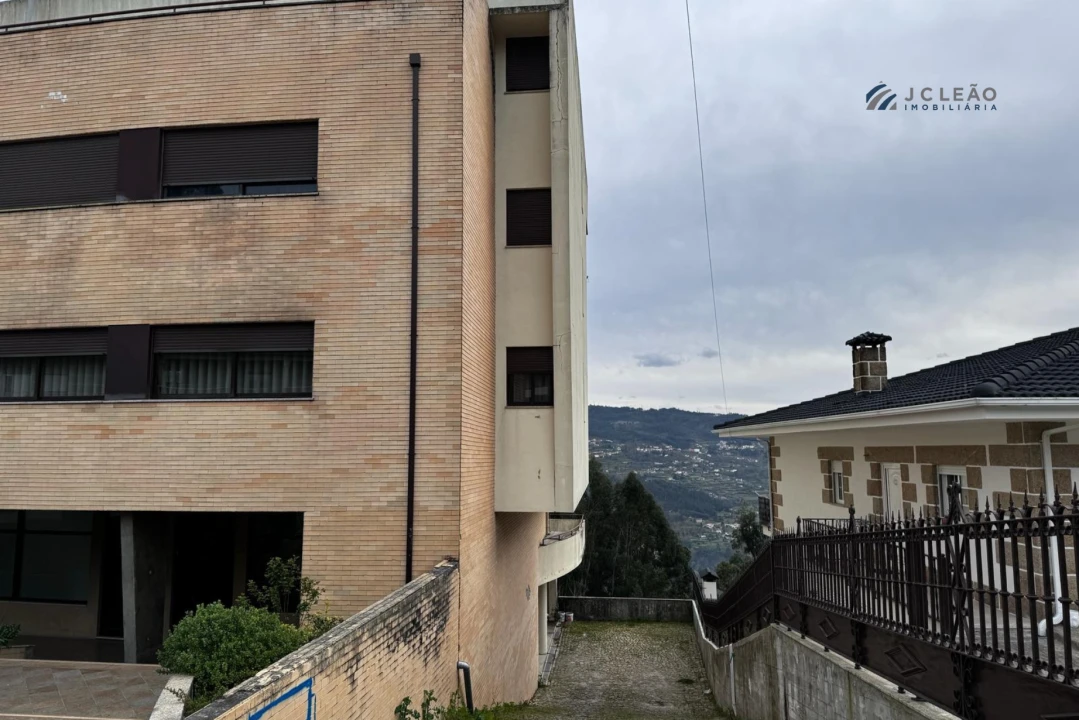 Garagem para Venda em Sande e São Lourenço Foto 13