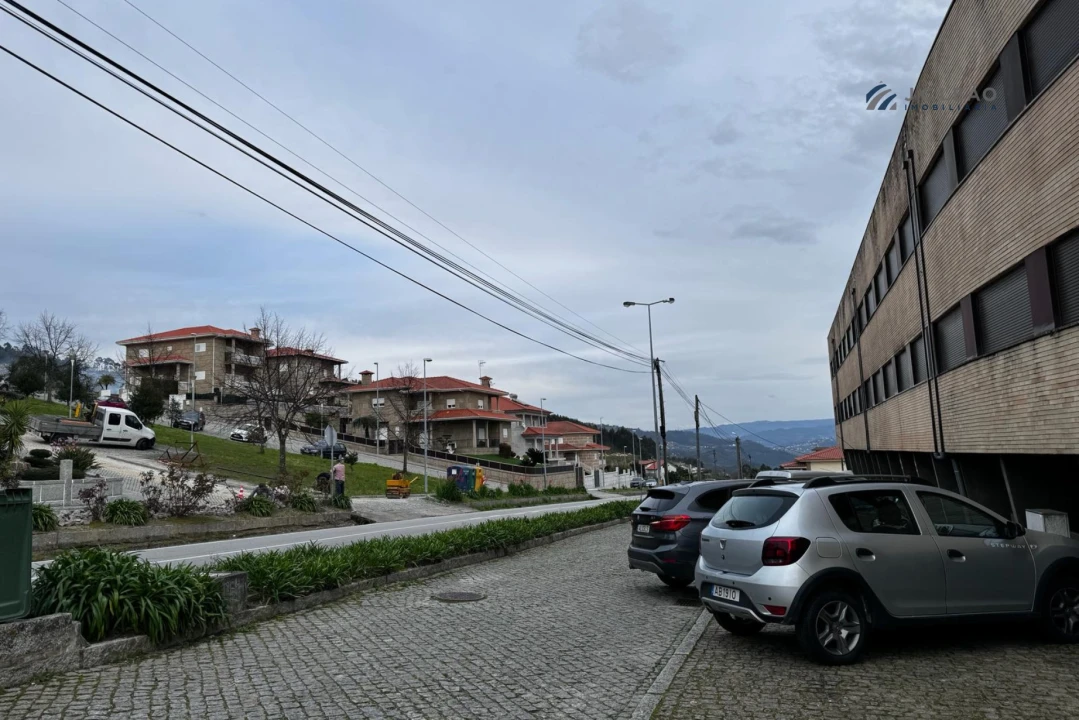 Garagem para Venda em Sande e São Lourenço Foto 8