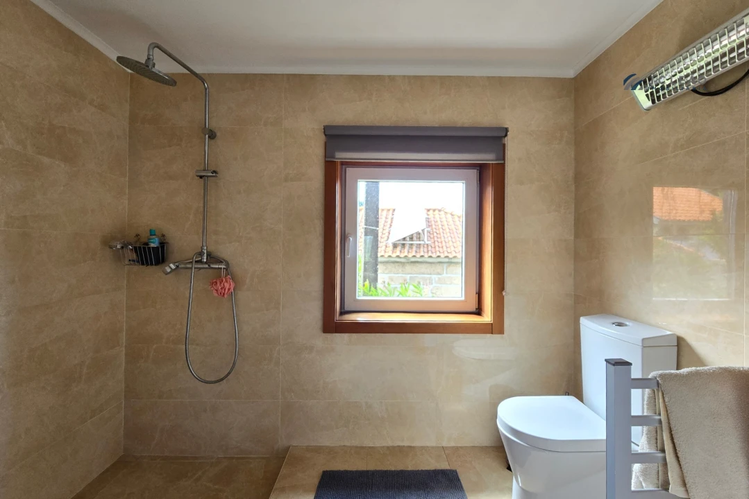 Quinta T5 para Venda em Galegos Foto 23