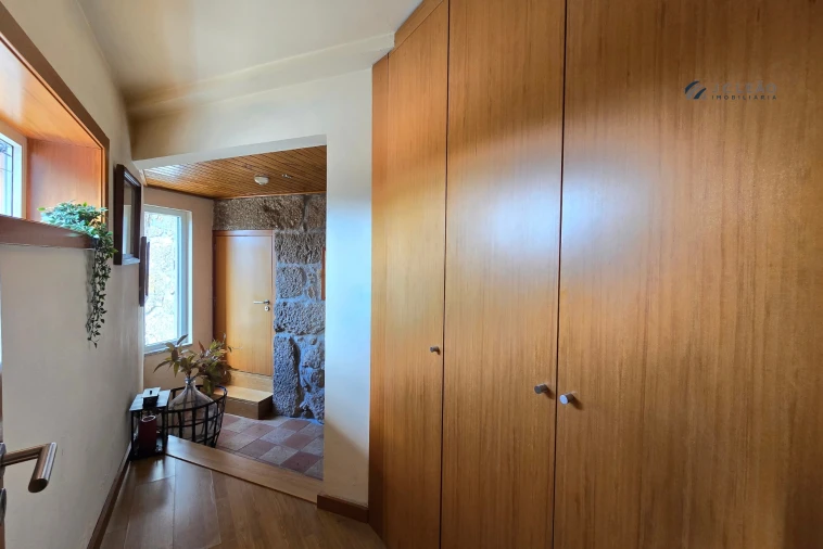 Quinta T5 para Venda em Galegos Foto 28