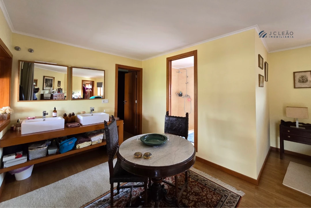 Quinta T5 para Venda em Galegos Foto 26