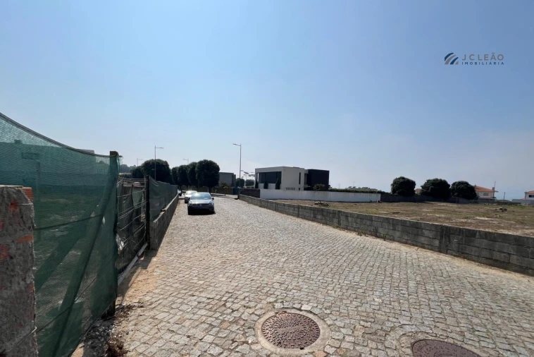 Moradia T3 para Venda em Labruge Foto 53