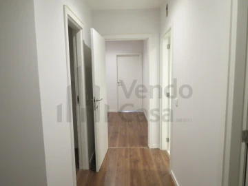 Apartamento T3 para Venda em Braga (Maximinos, Sé e Cividade)