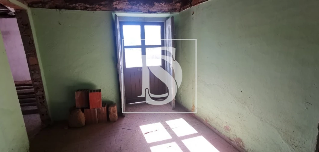 Moradia T3 para Venda em Torres Novas (Santa Maria, Salvador e Santiago) Foto 2