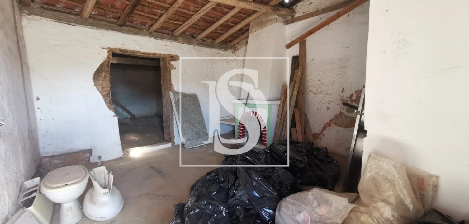 Moradia T3 para Venda em Torres Novas (Santa Maria, Salvador e Santiago) Foto 9