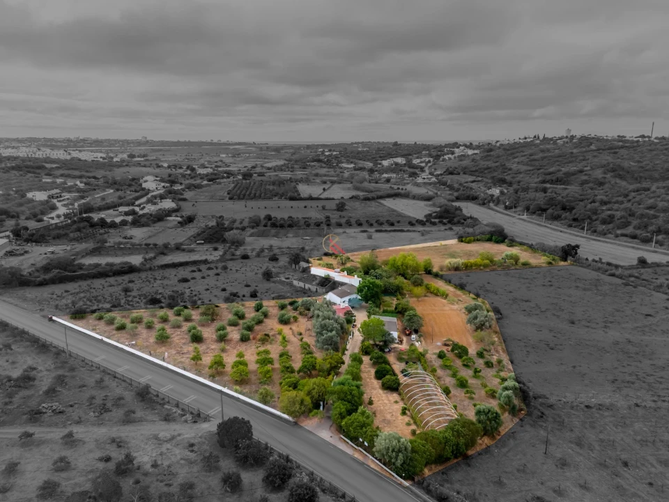 Quinta T5 para Venda em Mexilhoeira Grande Foto 35