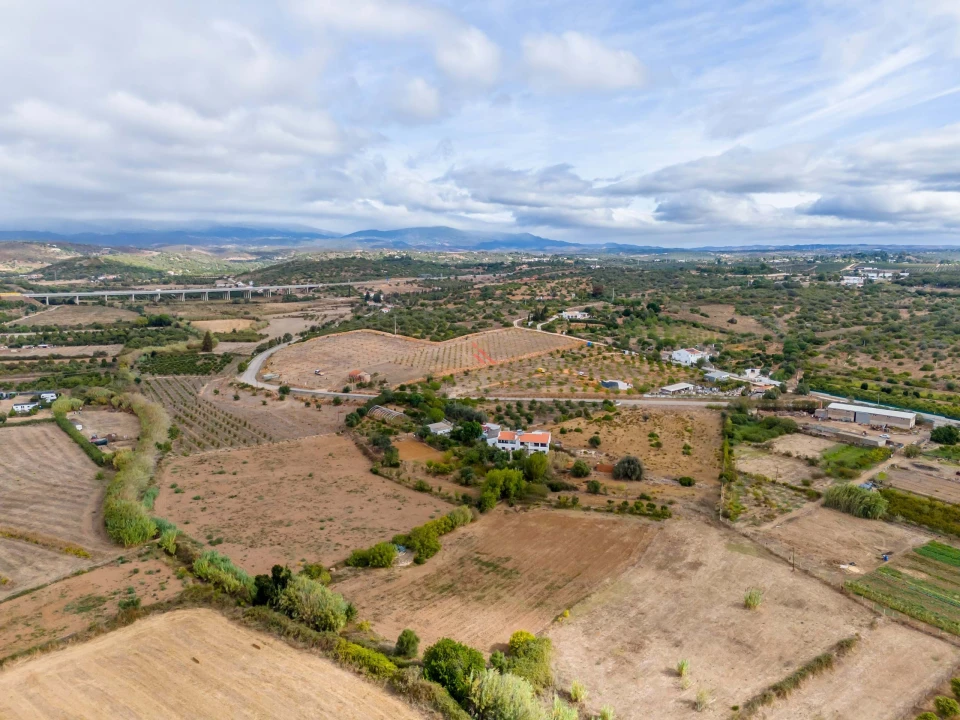 Quinta T5 para Venda em Mexilhoeira Grande Foto 44