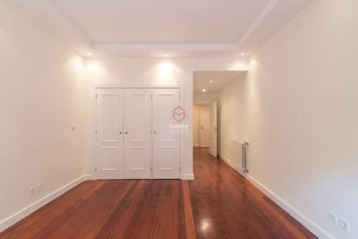 Apartamento T5 para Venda em Cascais e Estoril