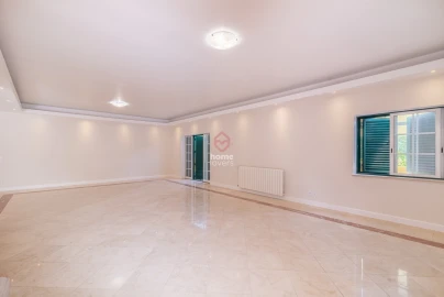 Apartamento T5 para Venda em Cascais e Estoril