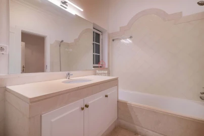 Apartamento T5 para Venda em Cascais e Estoril
