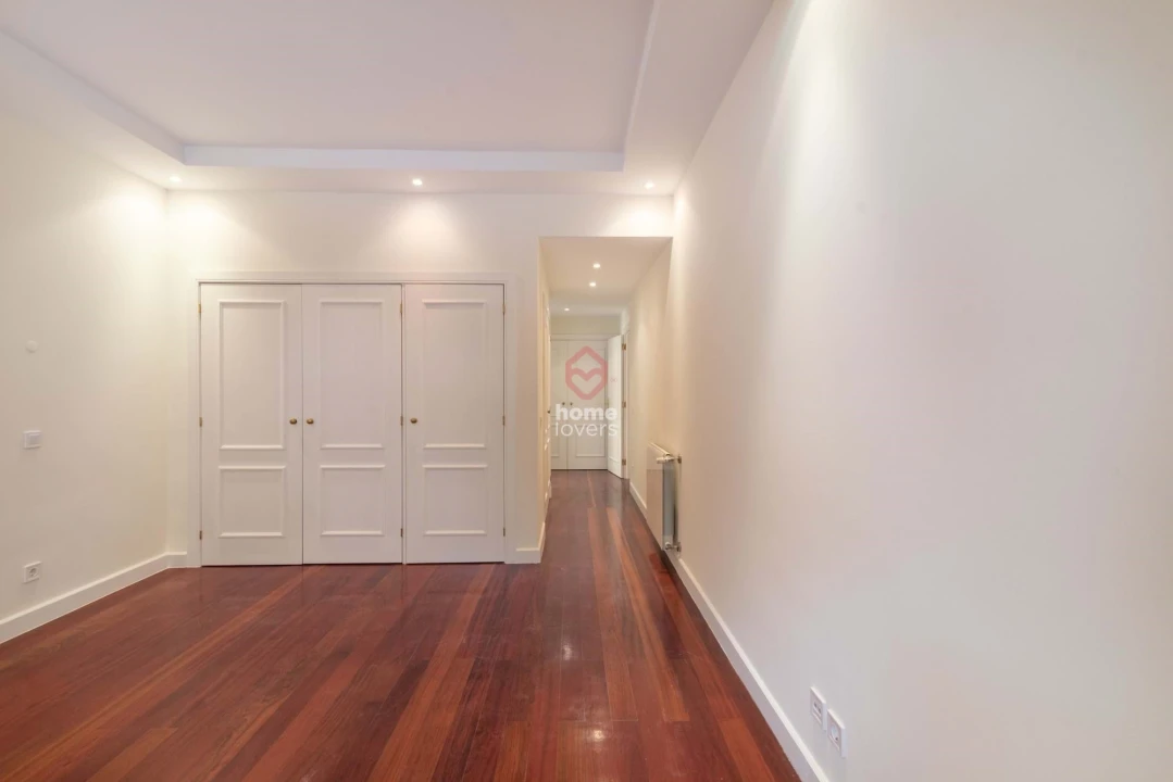Apartamento T5 para Venda em Cascais e Estoril Foto 21