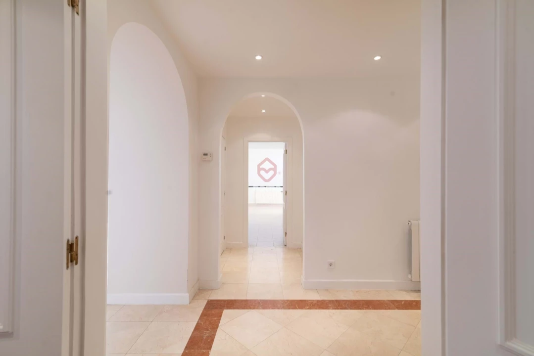 Apartamento T5 para Venda em Cascais e Estoril Foto 9