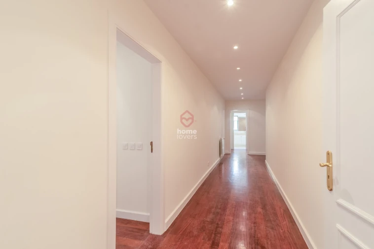 Apartamento T5 para Venda em Cascais e Estoril Foto 8