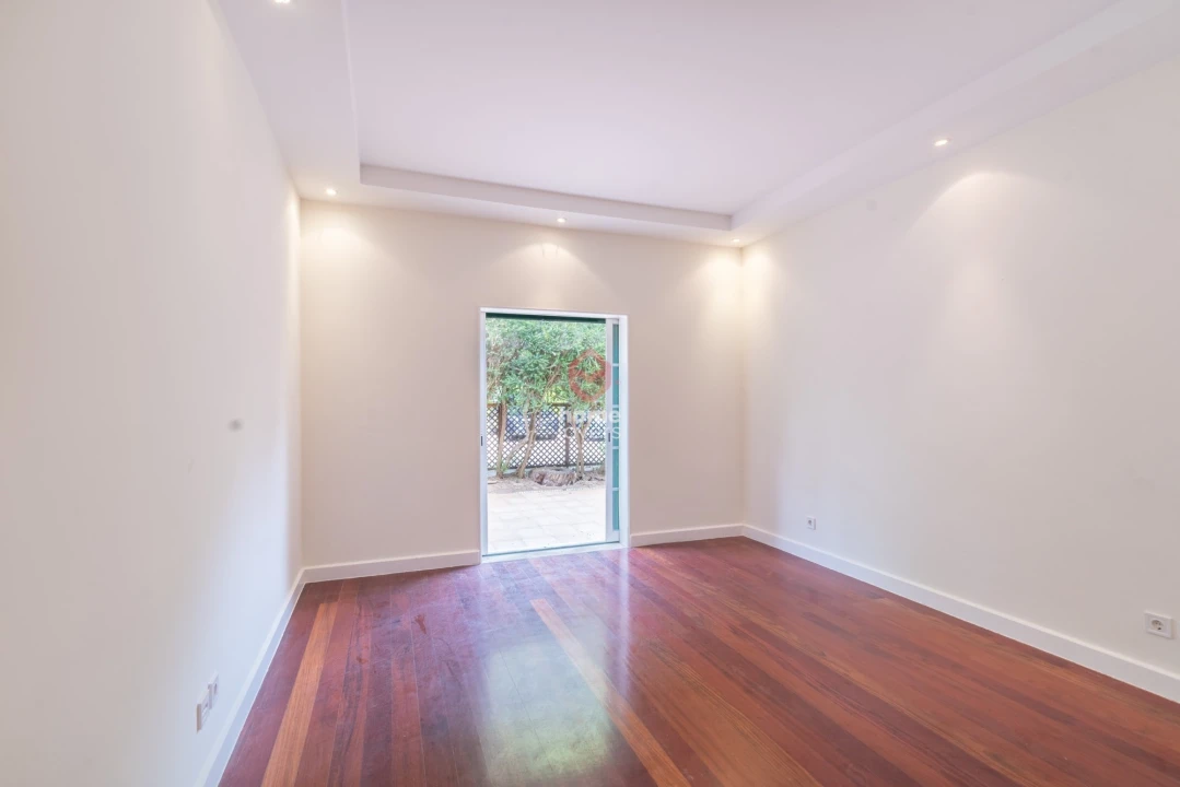 Apartamento T5 para Venda em Cascais e Estoril Foto 13