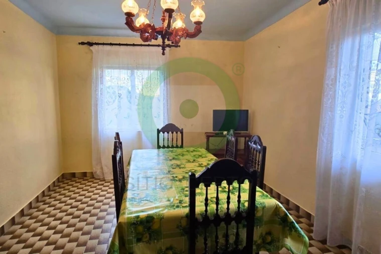 Moradia T3 para Venda em Tuizelo Foto 5