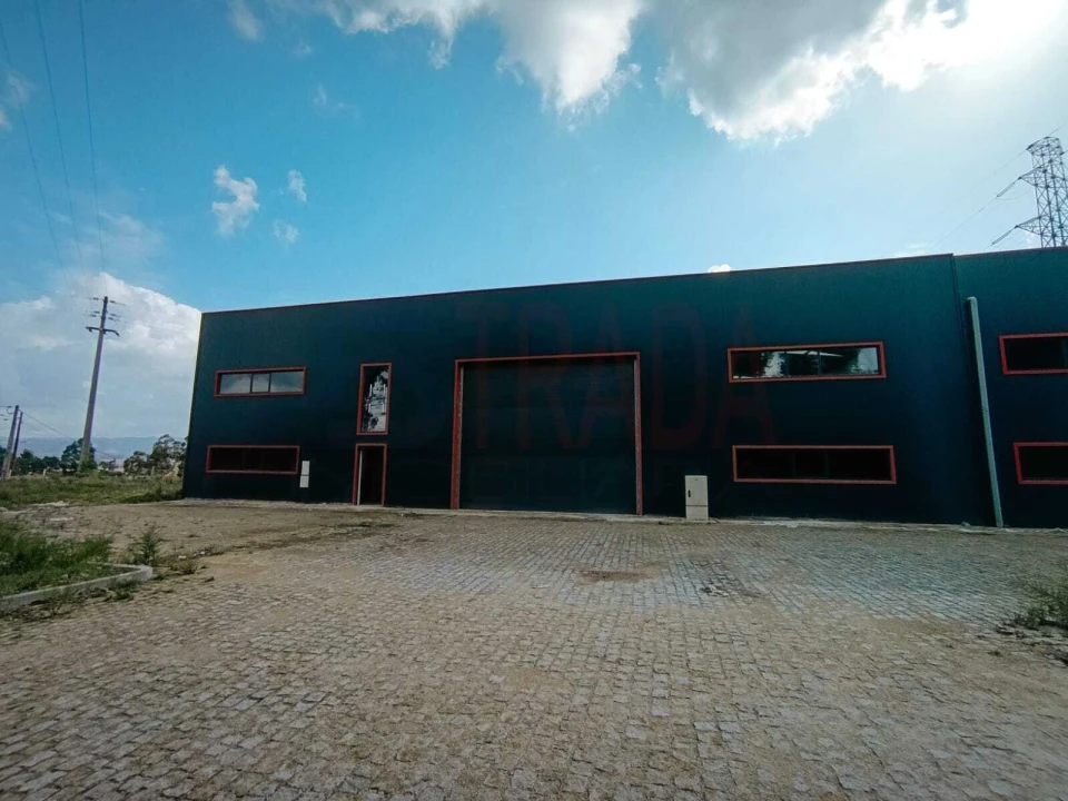 Armazém para Venda em Oleiros Foto 3