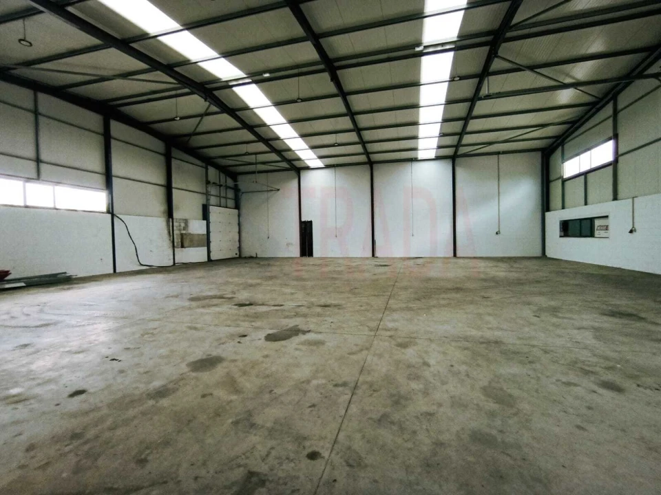 Armazém para Venda em Oleiros Foto 11