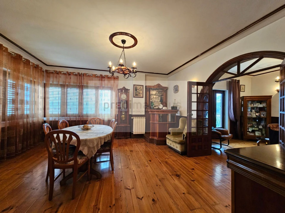 Moradia T5 para Venda em Amarante (São Gonçalo), Madalena, Cepelos e Gatão Foto 5